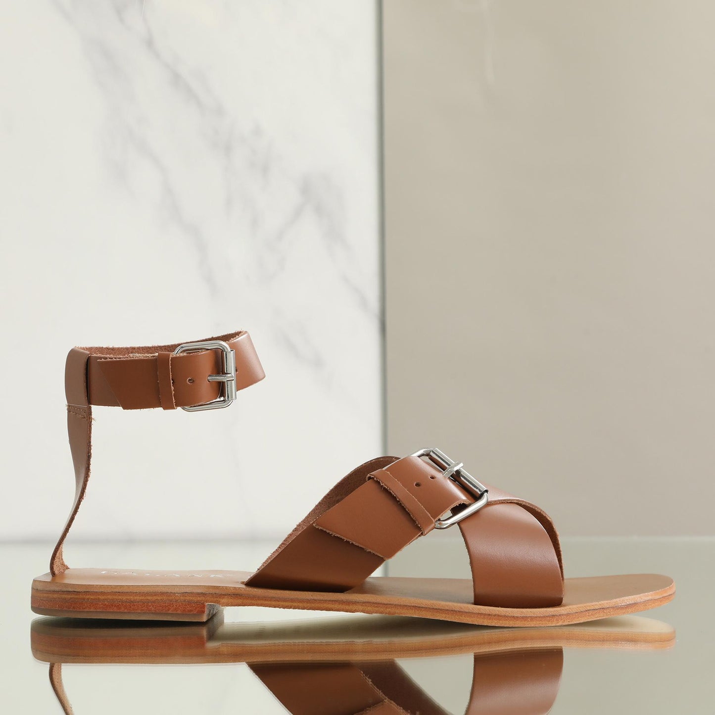 Nevaeh sandales en cuir camel