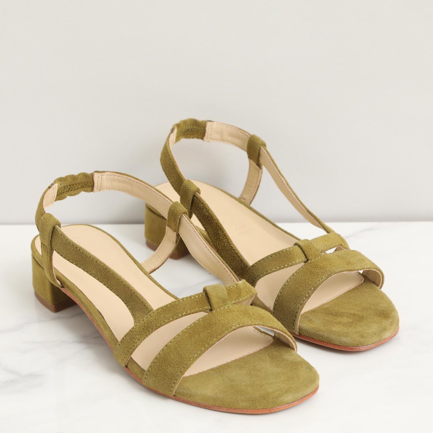 Nia sandales en cuir olive