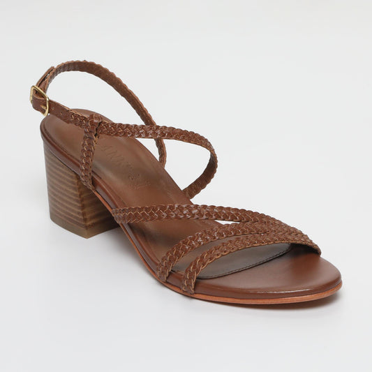 MAHALA sandales en cuir camel