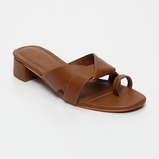 Nora sandales en cuir camel
