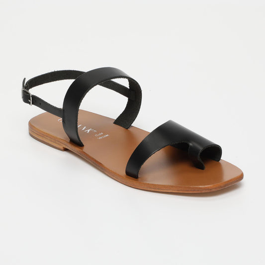 line sandales en cuir black